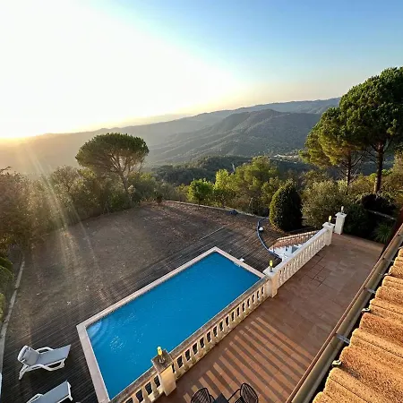 Holiday home Rossinyols